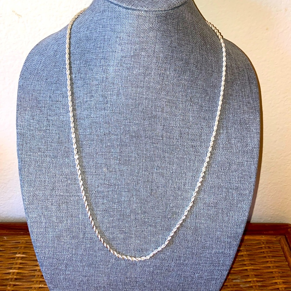 Vintage 90s Signed NAPIER Twisted Silver Tone 29” inch Long Rope Chain